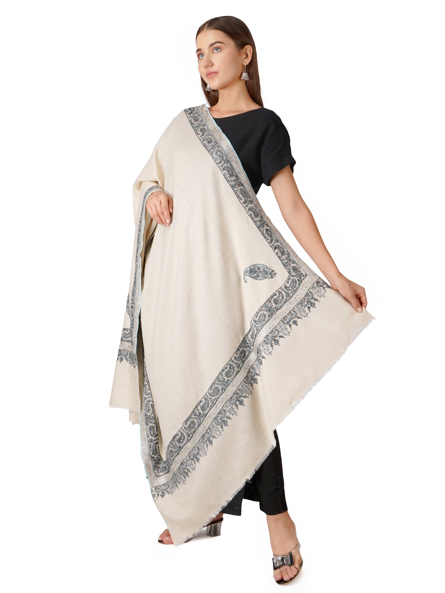 Cozy Pashmina Shawl – Embrace Luxury and Warmth - Off white