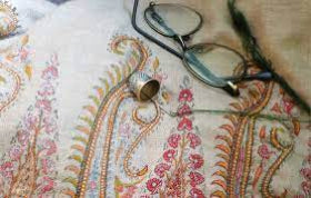 What is a Sozni Shawl?