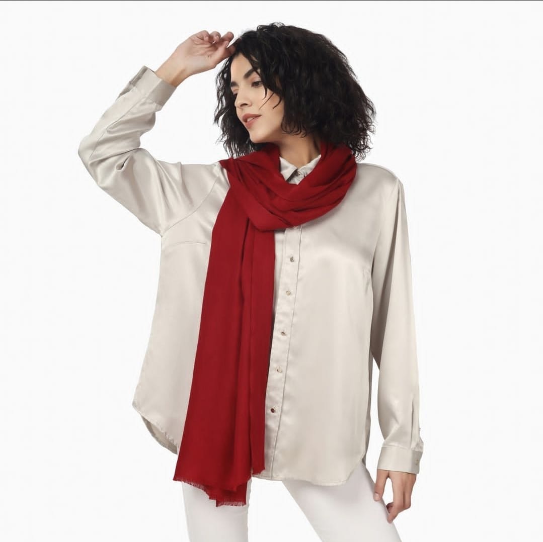 What is a Cashmere Scarf? The Anatomy of the World’s Most Elegant Embrace