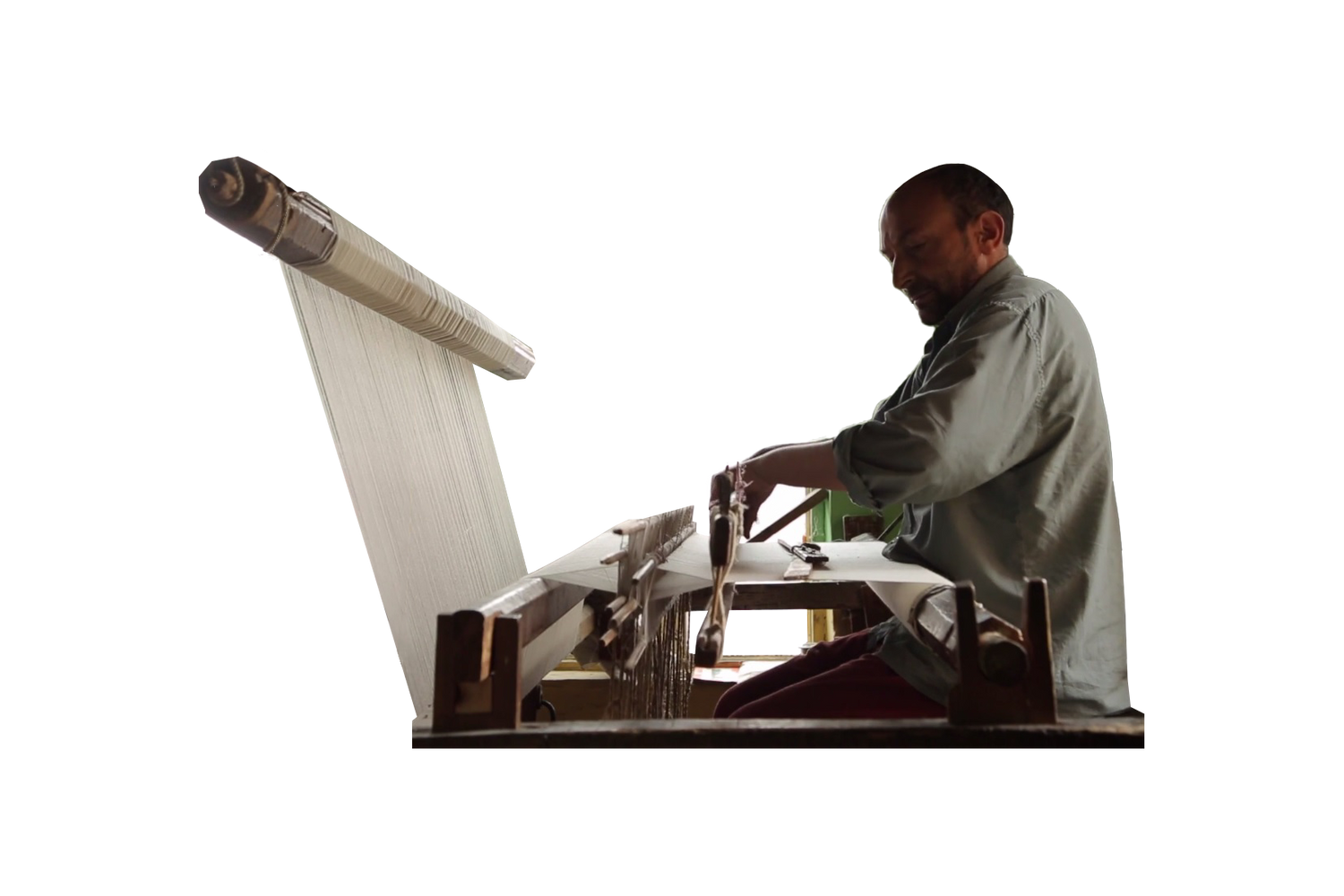 Kashmiri Artisan weaving Cashmere scarf handwoven in Kashmir region