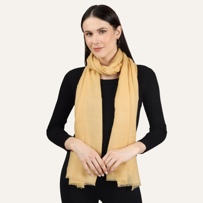 Women wearing a Yellow Cashmere Scarf